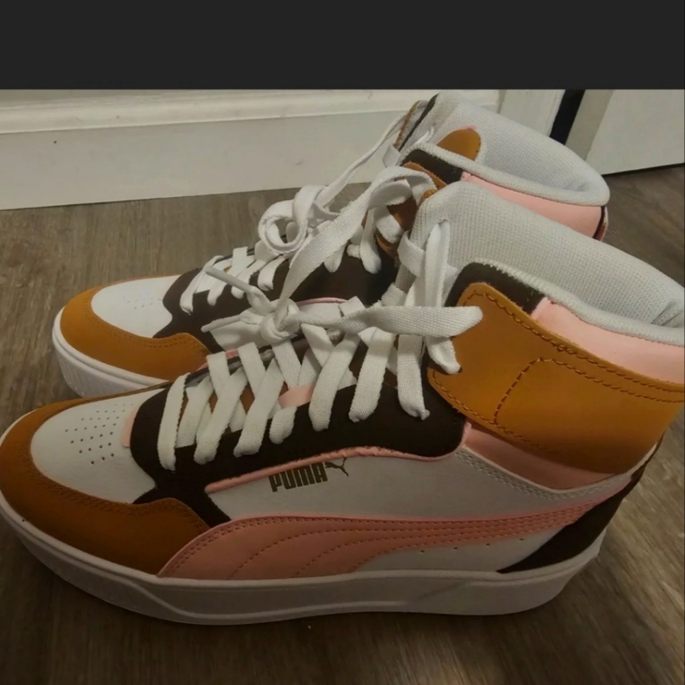 Women's 9 Puma Karmen Rebelle Mid Coco Platforms